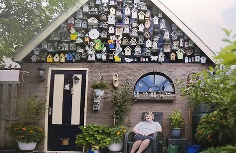 3. Bakica ima kolekciju kućica za ptice