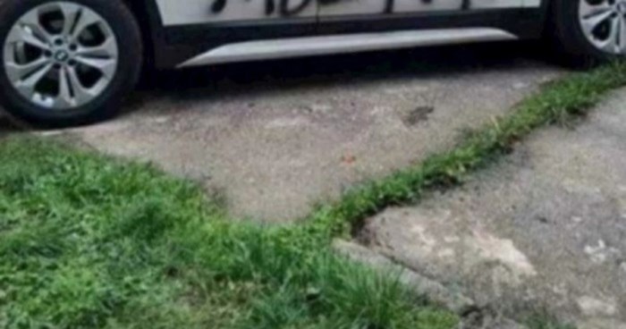 Ljubomorna žena napisala je poruku na auto muževe ljubavnice, fotka je odmah postala hit