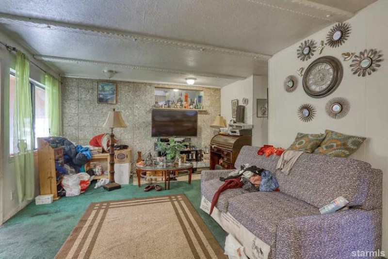 Ok, interijer je malo demode, ali ništa nerješivo...