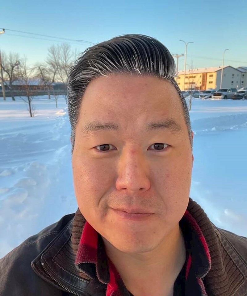 9. Smrznula mu se kosa