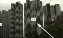 Znate li zašto brojni neboderi u Hong Kongu imaju rupe u sredini?