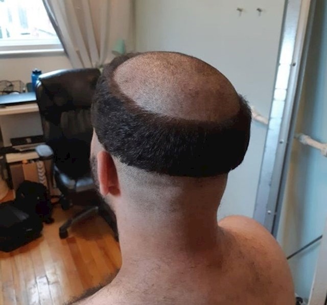 15. Dao sam curi da me ošiša