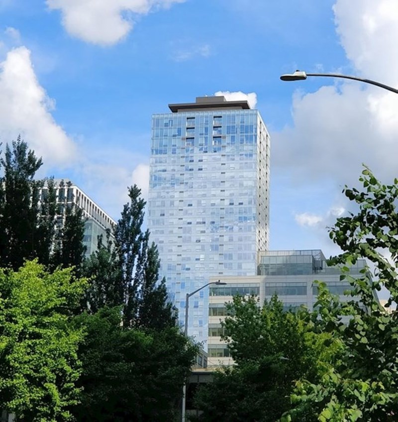 1. Zgrada koja se savršeno uklapa u svoju pozadinu