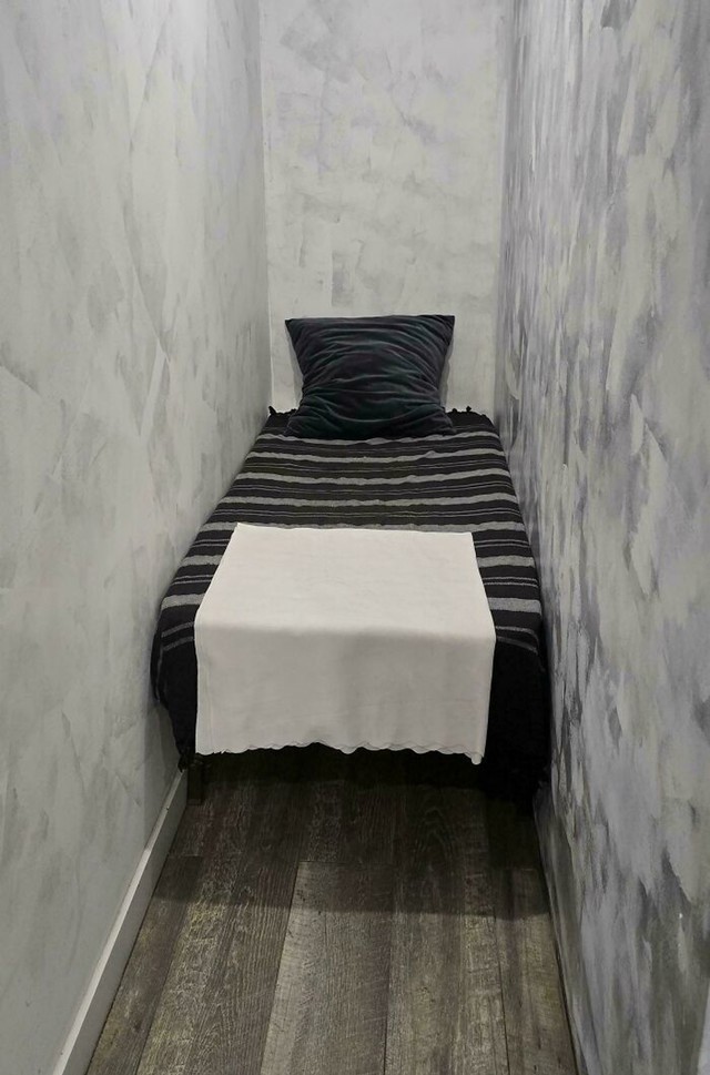 17. Spavaća soba ili ormar?