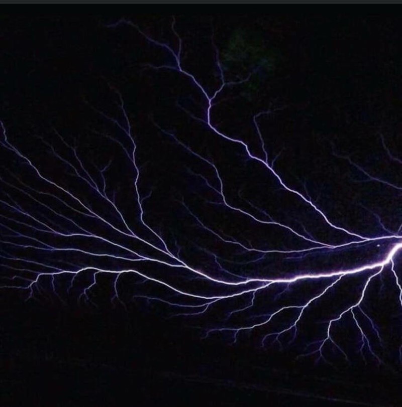 2. Putnik aviona snimio je nevjerojatan prizor na nebu