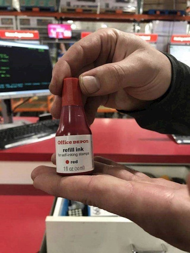 Ljuti umak ili tinta?