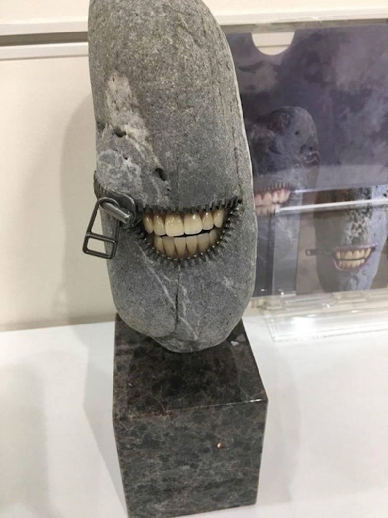 Ovo je pak najbizarnija skulptura ikad