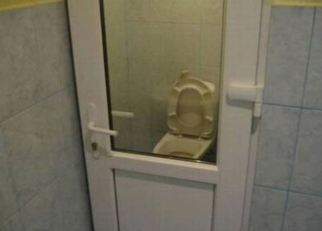 11. Ovo mora da je nečija neslana šala.