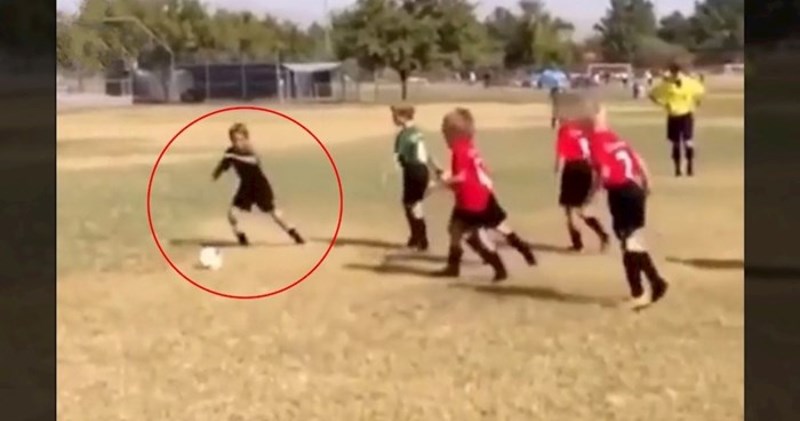 Snimka s dječje nogometne utakmice kruži društvenim mrežama, pogledajte što je izveo ovaj dječak
