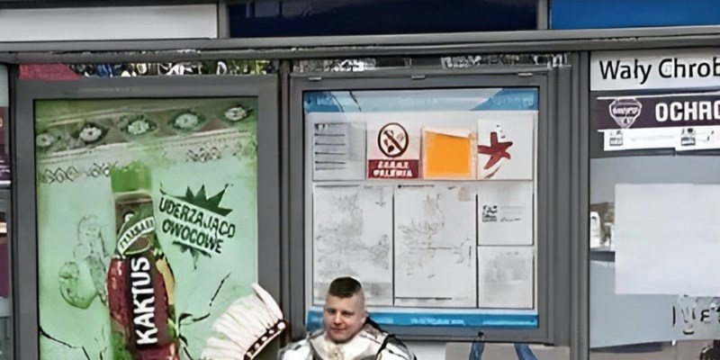 Prizor s autobusne stanice u Poljskoj nasmijao je ljude na Fejsu, odmah ćete vidjeti zašto