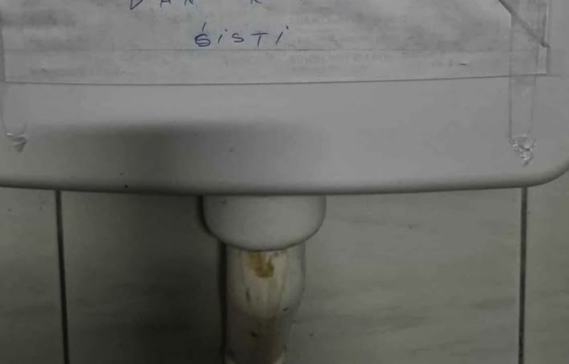 Čistačica je ostavila urnebesnu poruku za korisnike jednog WC-a, morate vidjeti ovaj hit