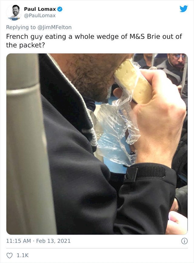 16. Francuz jede brie sir tijekom vožnje u podzemnoj
