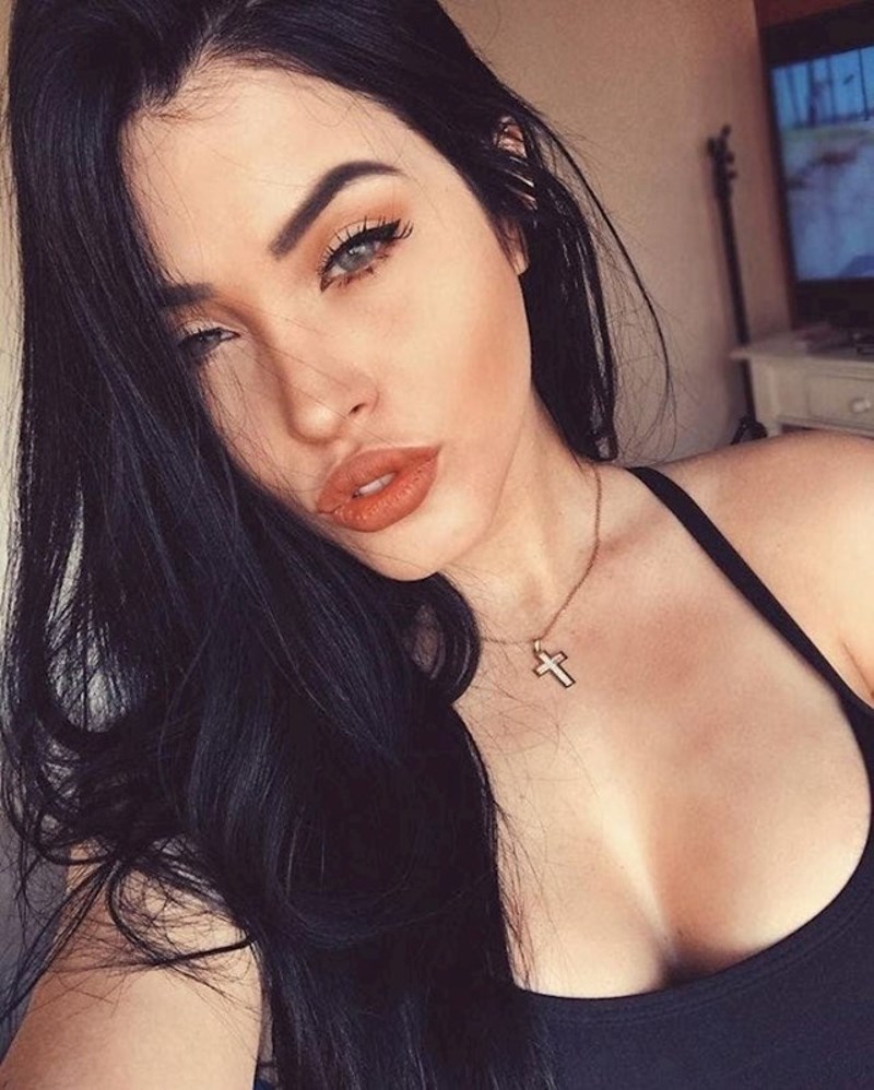 Megan Fox na slavenski način