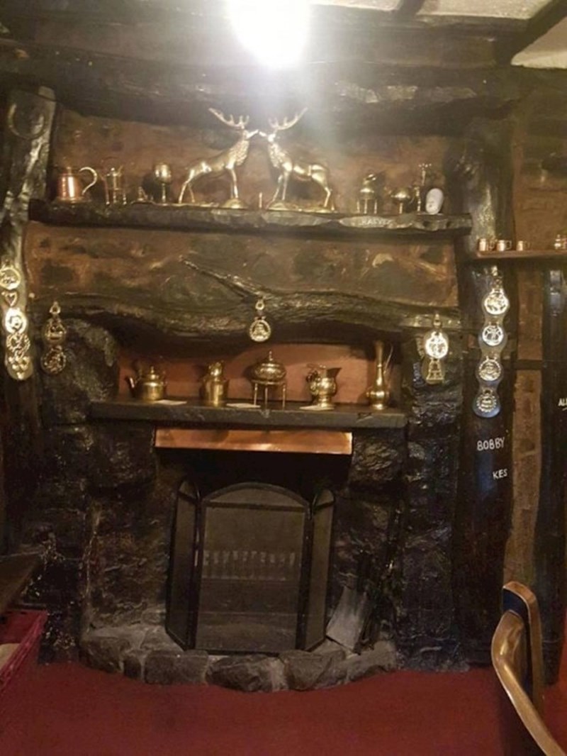 11. Kamin u kući star više od 350 godina, nikad nije preuređivan