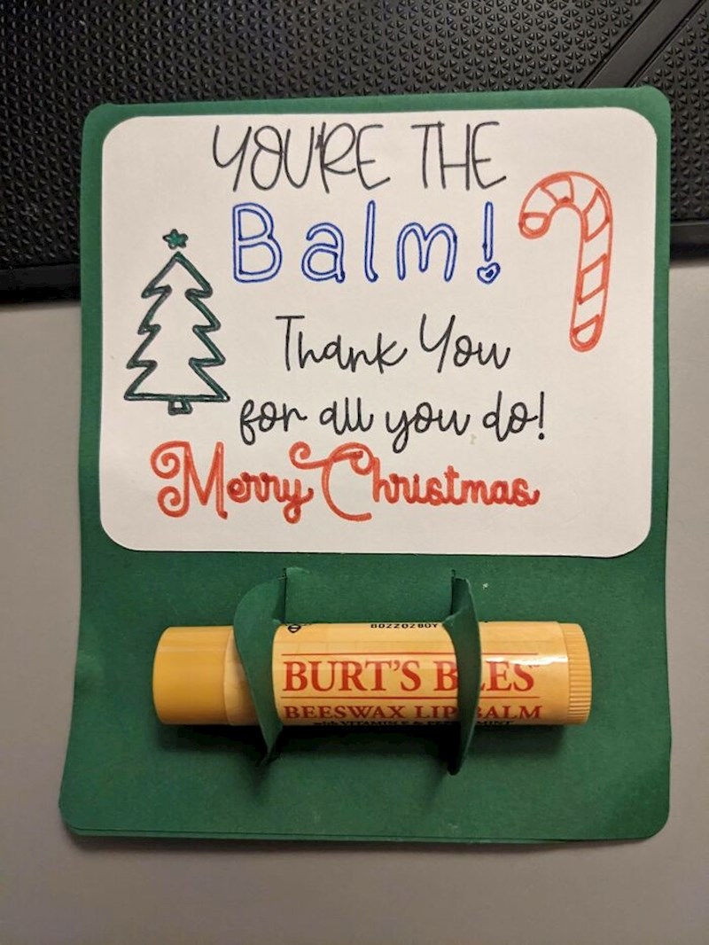 2. Dobila sam balzam za usne i ovu prilično čudnu čestitku