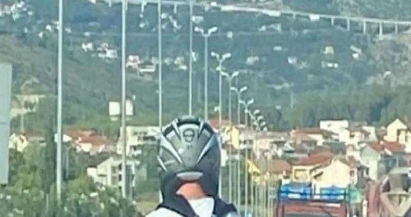 Fotku ovog Dalmatinca u prometu lajkalo je više od 3 tisuće ljudi, odmah će vam biti jasno zašto