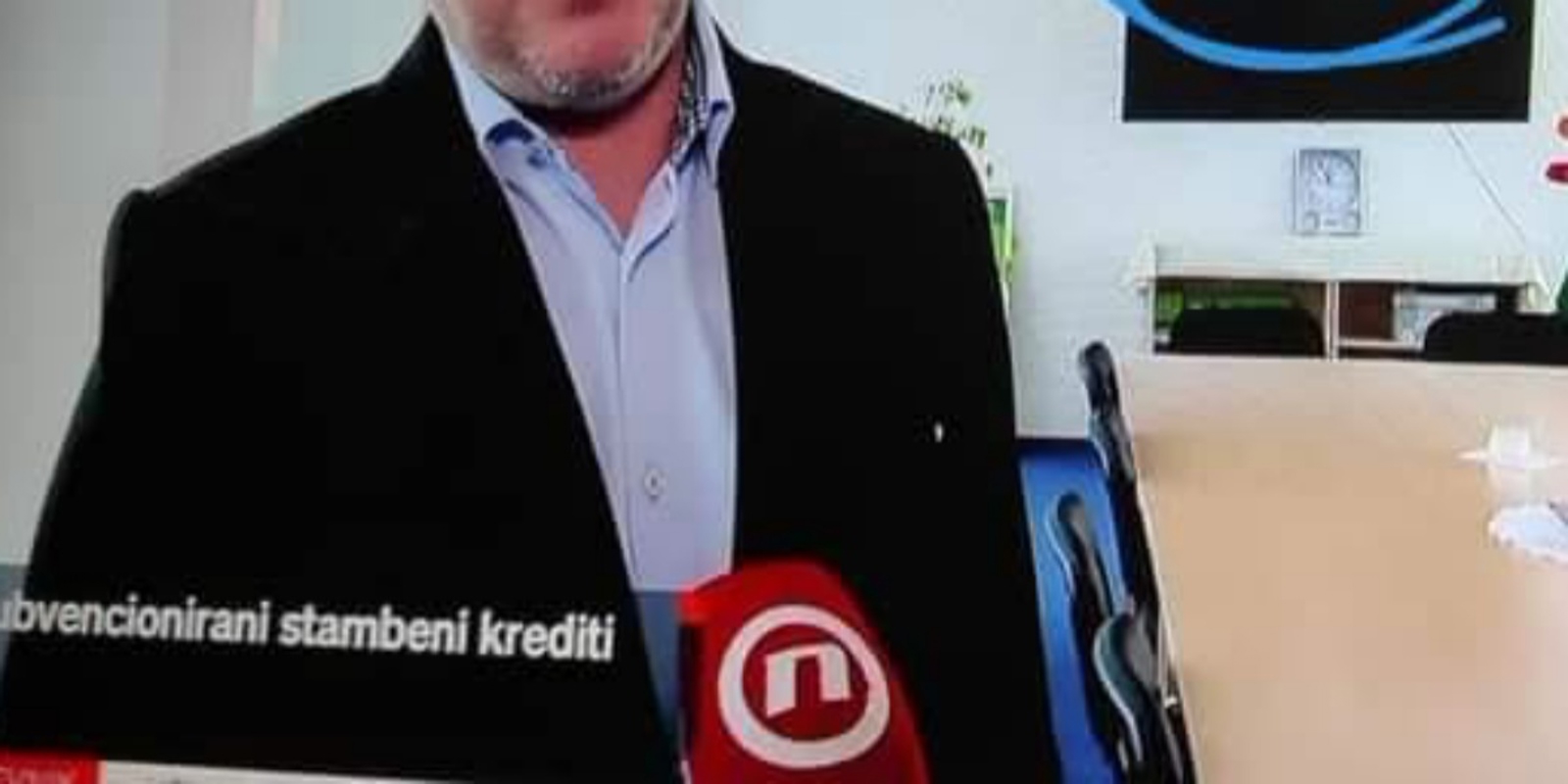 Tip je davao izjavu za TV, prizor je nasmijao cijelu Hrvatsku zbog urnebesnog detalja u pozadini