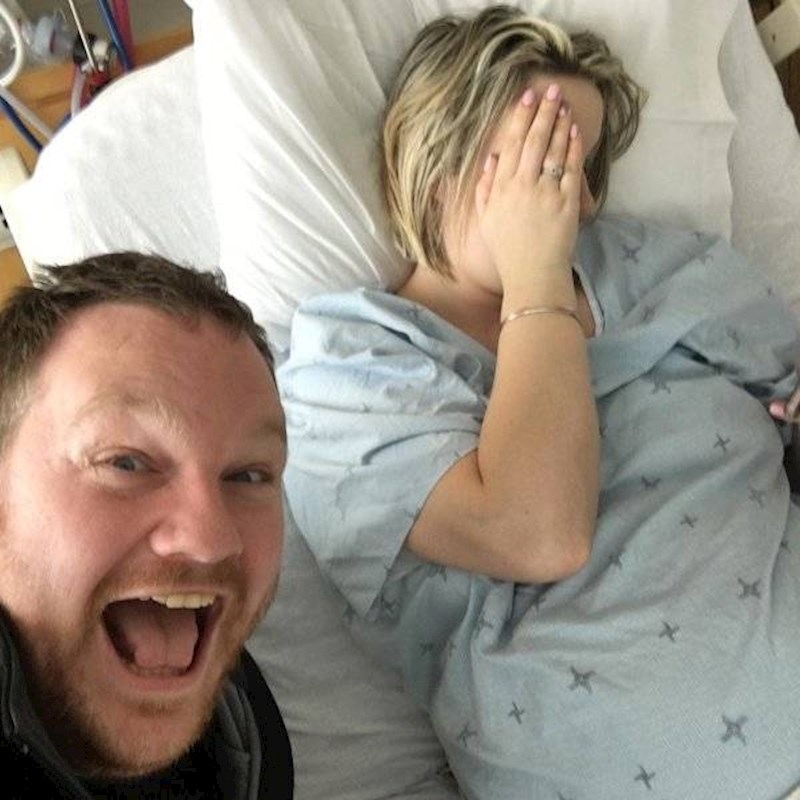 2. Odlučio je opaliti selfie dok njegova žena pati u trudovima