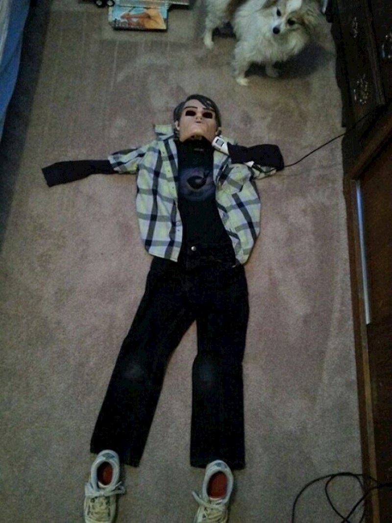 15. Moj sin pripremio je što želi obući za prvi dan škole