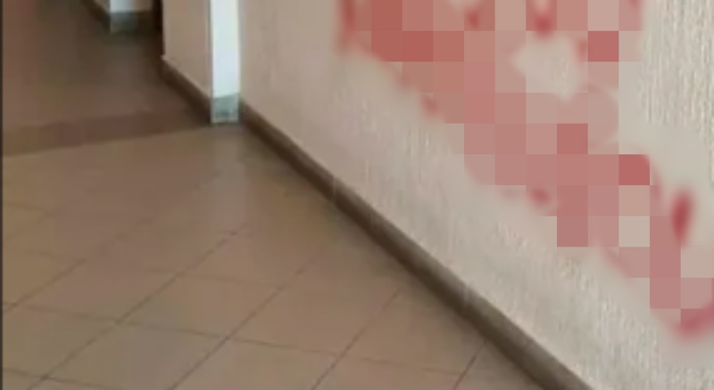 U stambenoj zgradi osvanuo je urnebesan grafit, stanari nisu znali bi li se smijali ili plakali