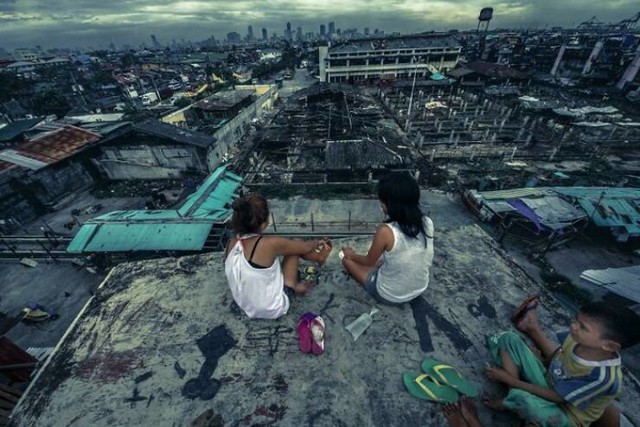 17. Manila