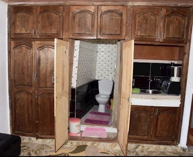 11. Jedna izvrsna ideja za uštedu prostora - wc u kunjinskom ormariću!