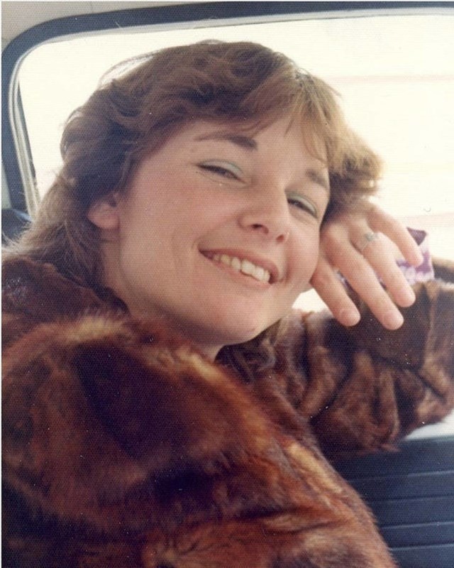 9. Moja mama, 1977. godine