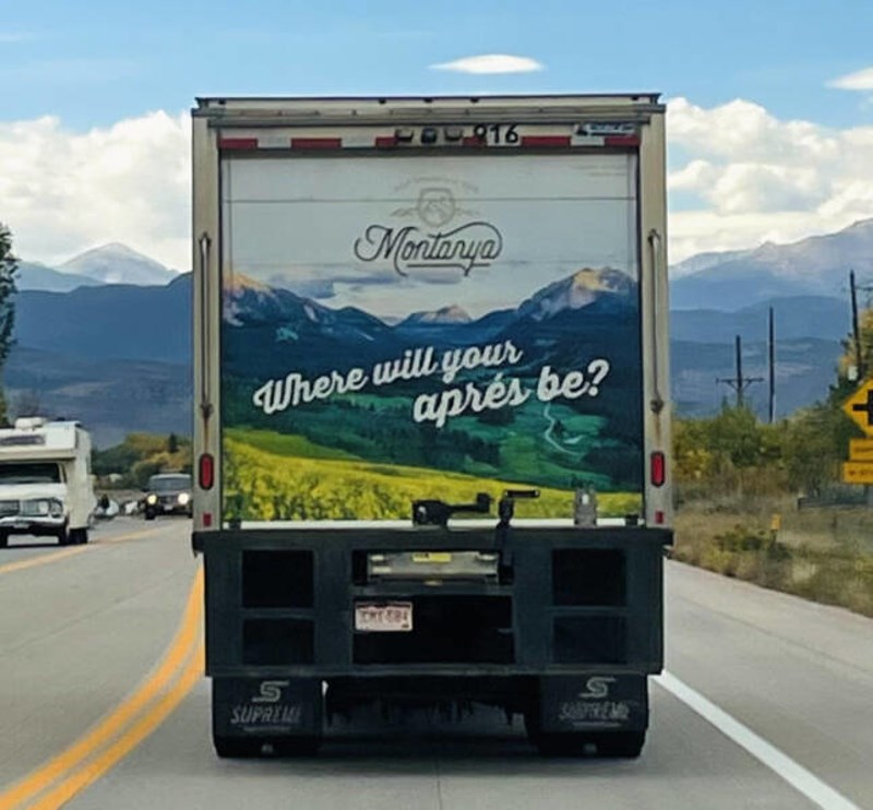 13. Kamion se savršeno uklopio u pozadinu