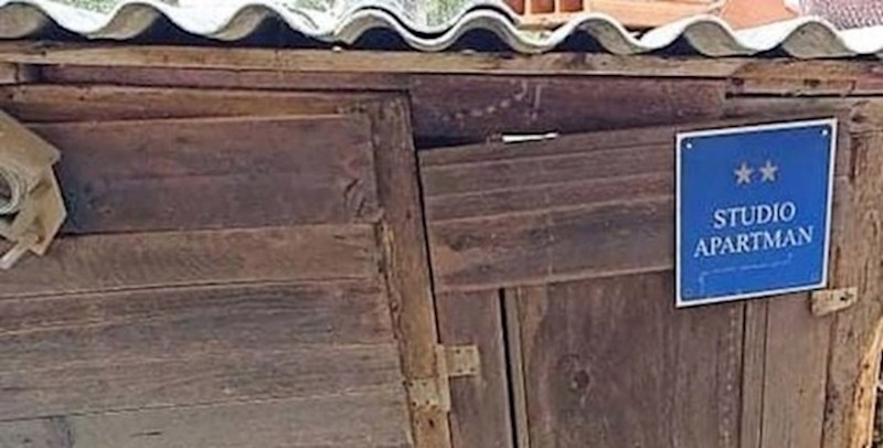 Društvenim mrežama kruži fotka bizarnog apartmana u Dalmaciji, ostavit će vas bez teksta