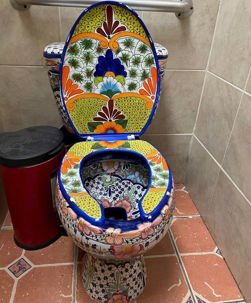 12. Wc koji je u isto vrijeme prečudan i prefora