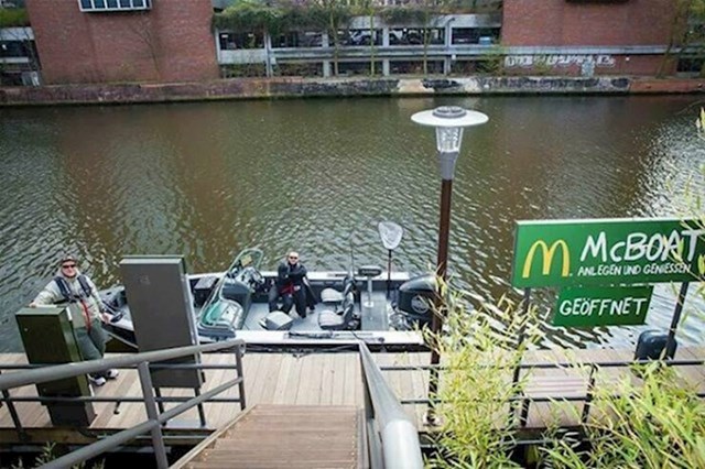 3. U Hamburgu McDonald's nudi uslugu dostave hrane - brodovima