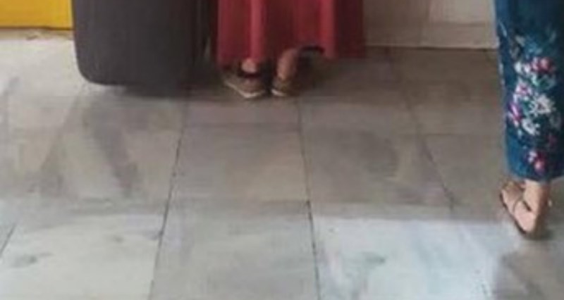 Netko je na autobusnom kolodvoru u Zadru snimio urnebesan prizor, fotka je hit u cijeloj zemlji