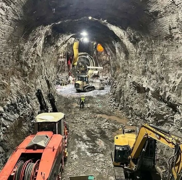 53. Podzemni tunel