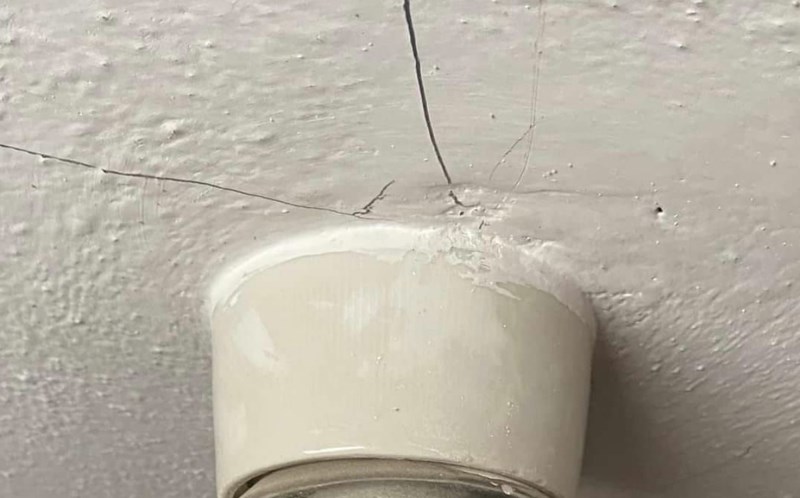 Preko 3 tisuće ljudi na FB-u lajkalo je fotku slavenskog lustera, odmah će vam biti jasno zašto