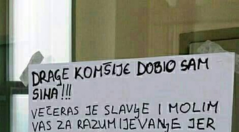 Stanar zgrade dobio je sina pa susjedima ostavio smiješnu obavijest o slavlju, fotka je hit