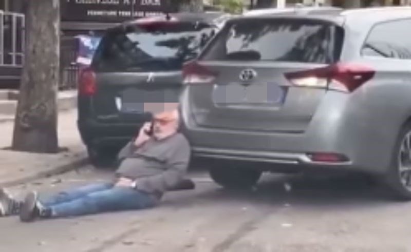 Tip je naumio rezervirati parkirno mjesto, snimka njegove bizarne akcije odmah je postala viralna