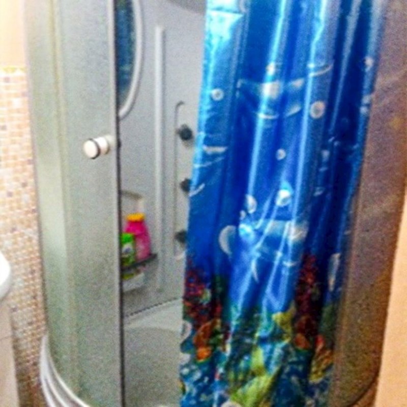 "Moj tata je maknuo potrgana vrata od tuša i ovako riješio problem."