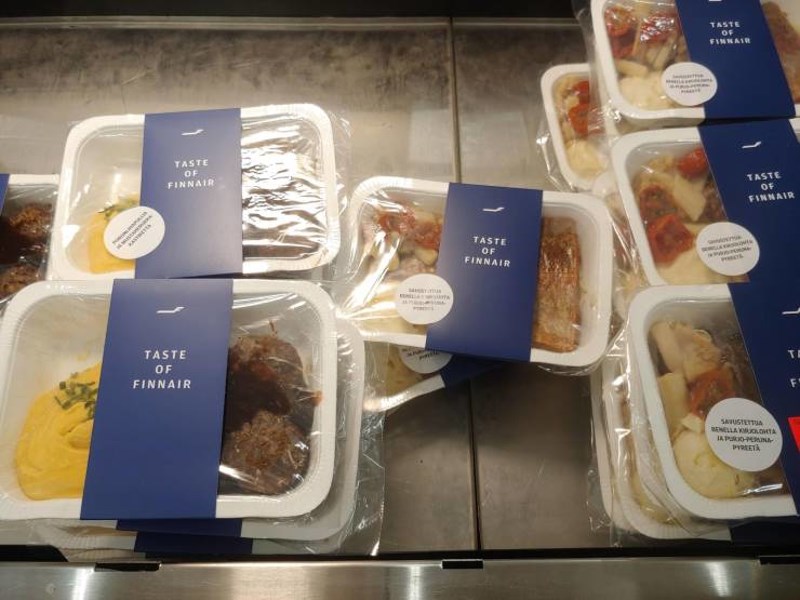 6. Za vrijeme pandemije, neki supermarketi prodavali su hranu iz zrakoplova budući da nitko nije letio