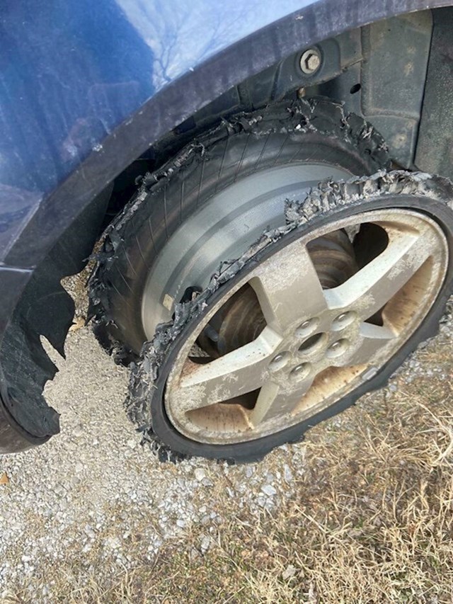 Vozio je 30 kilometara ovako