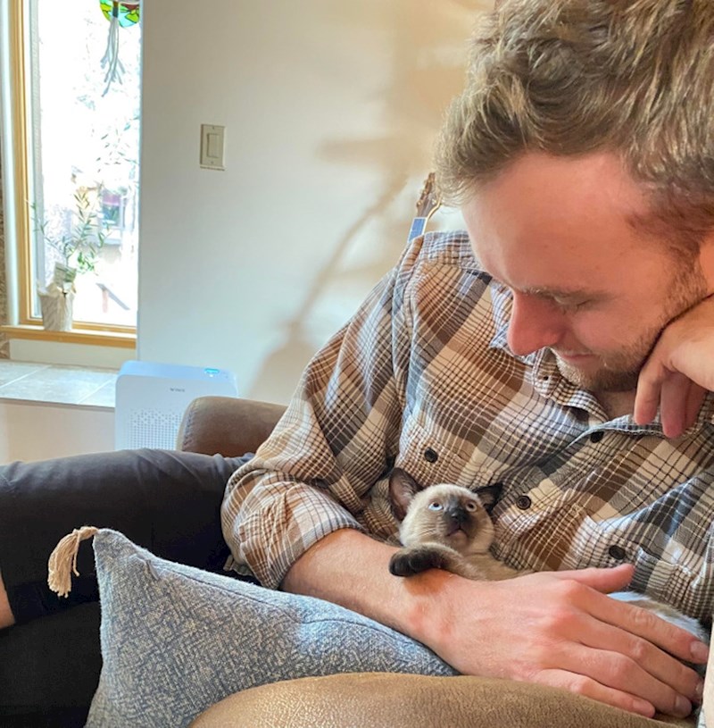 3. Tko bi odolio ovom pogledu?🥰