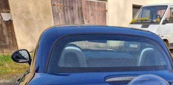 Detalj na jednom autu iz Poljske izazvao je salve smijeha na Fejsu, odmah ćete vidjeti zašto