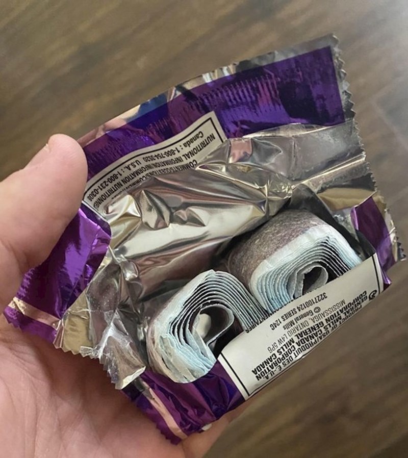 7. Otvorio je pakiranje i ugodno se iznenadio!