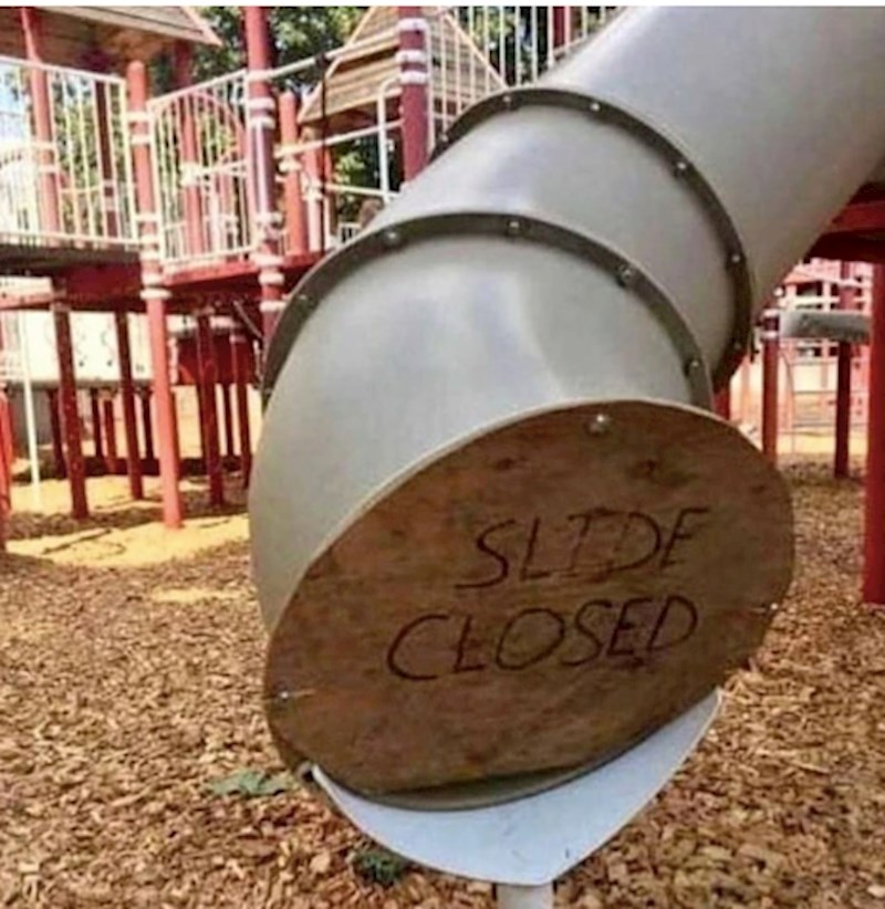 10. Zatvoreni tobogan