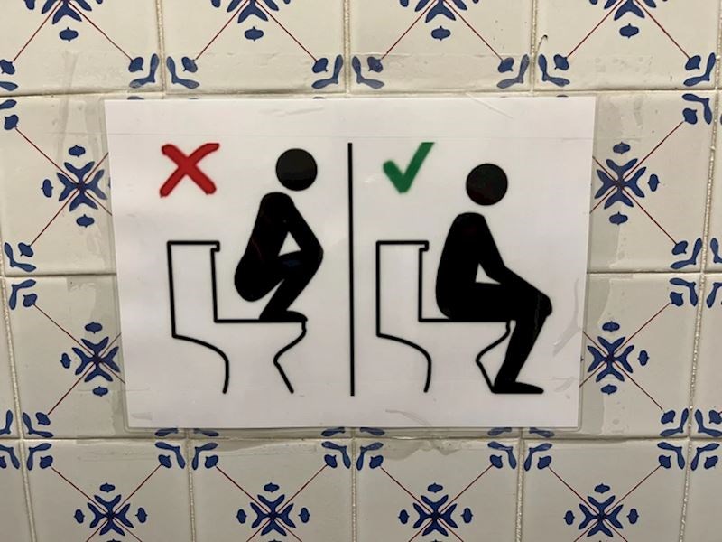 10. Očito da je ovo bio veliki problem kad je bilo potrebe za ovim znakom.