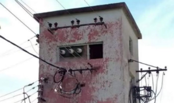 Natpis na staroj trafostanici negdje u Srbiji nasmijao je cijeli Balkan, morate vidjeti ovaj hit