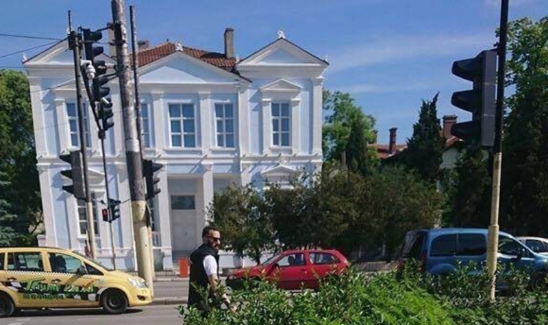 Fotka iz Bugarske teški je hit na popularnoj FB stranici, morate vidjeti što raste usred grada