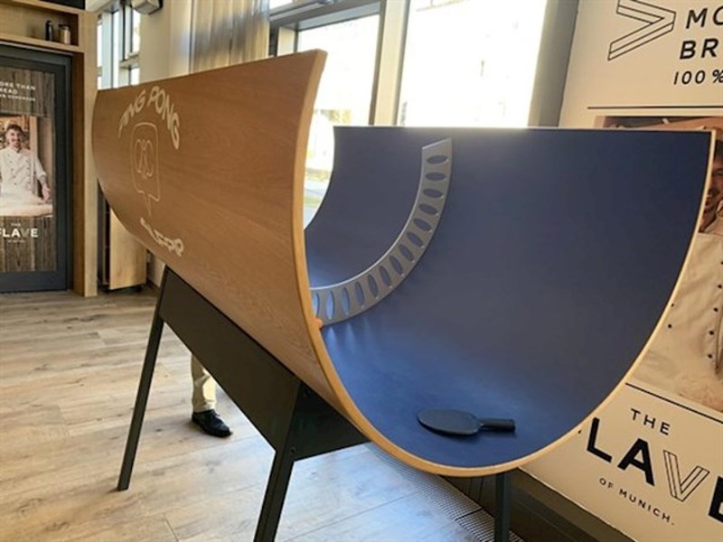 16. Ovo je, zapravo, stol za stolni tenis