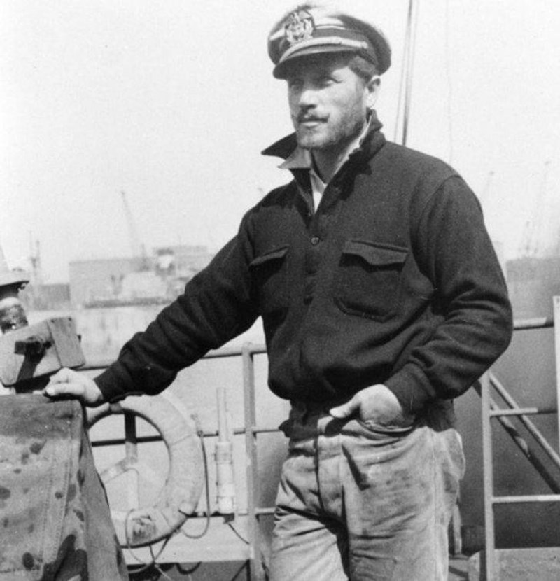 11. Moj djed bio je kapetan