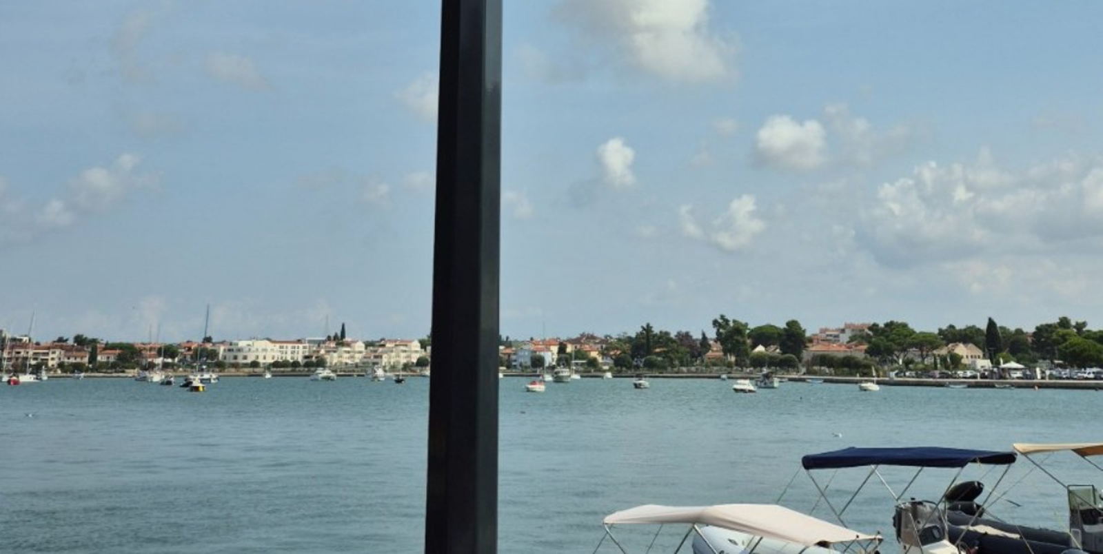 Cijela Hrvatska smije se fotki iz Umaga, kad vidite nazive ovih dviju riva bit će vam jasno zašto