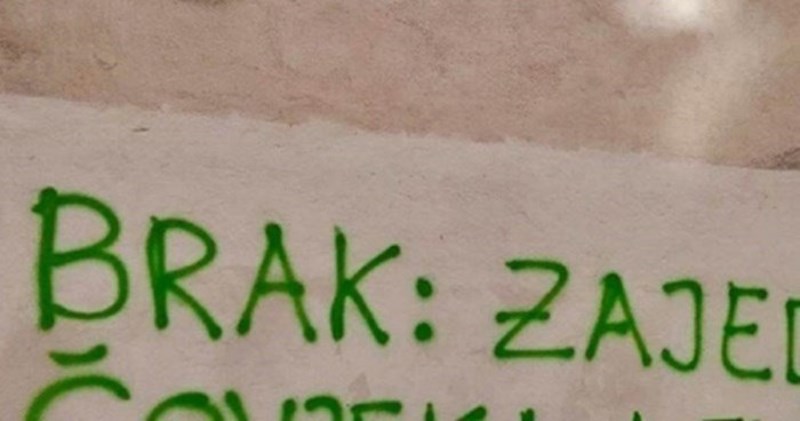 Na fasadi zgrade osvanuo je urnebesan grafit, morate vidjeti kako je autor definirao brak